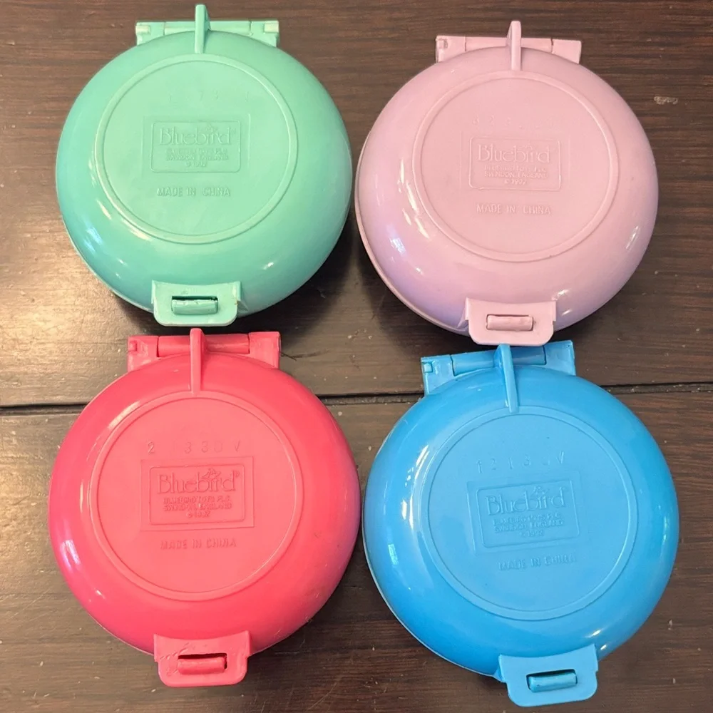 Blue Bird Colorful Compact Set - Picture 2 of 10